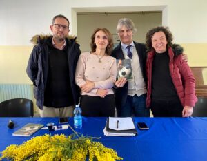 Paolo Cucci conquista tutti con il suo libro “Una vittoria straordinaria! la mano di Guido”